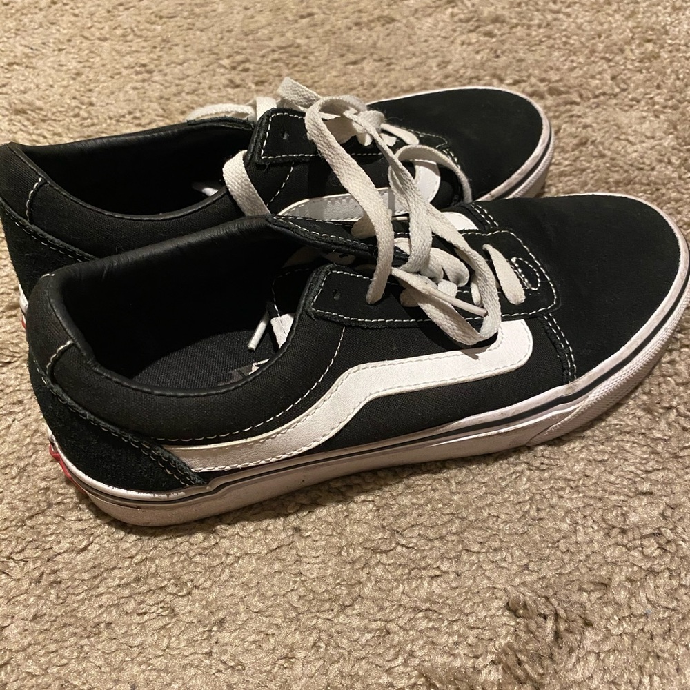 Black vans